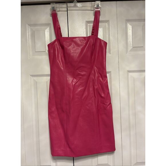 NWT Rotate Herlina Mini Dress Size 36 Fuchsia Faux Leather Square Neck Embossed - Picture 3 of 5